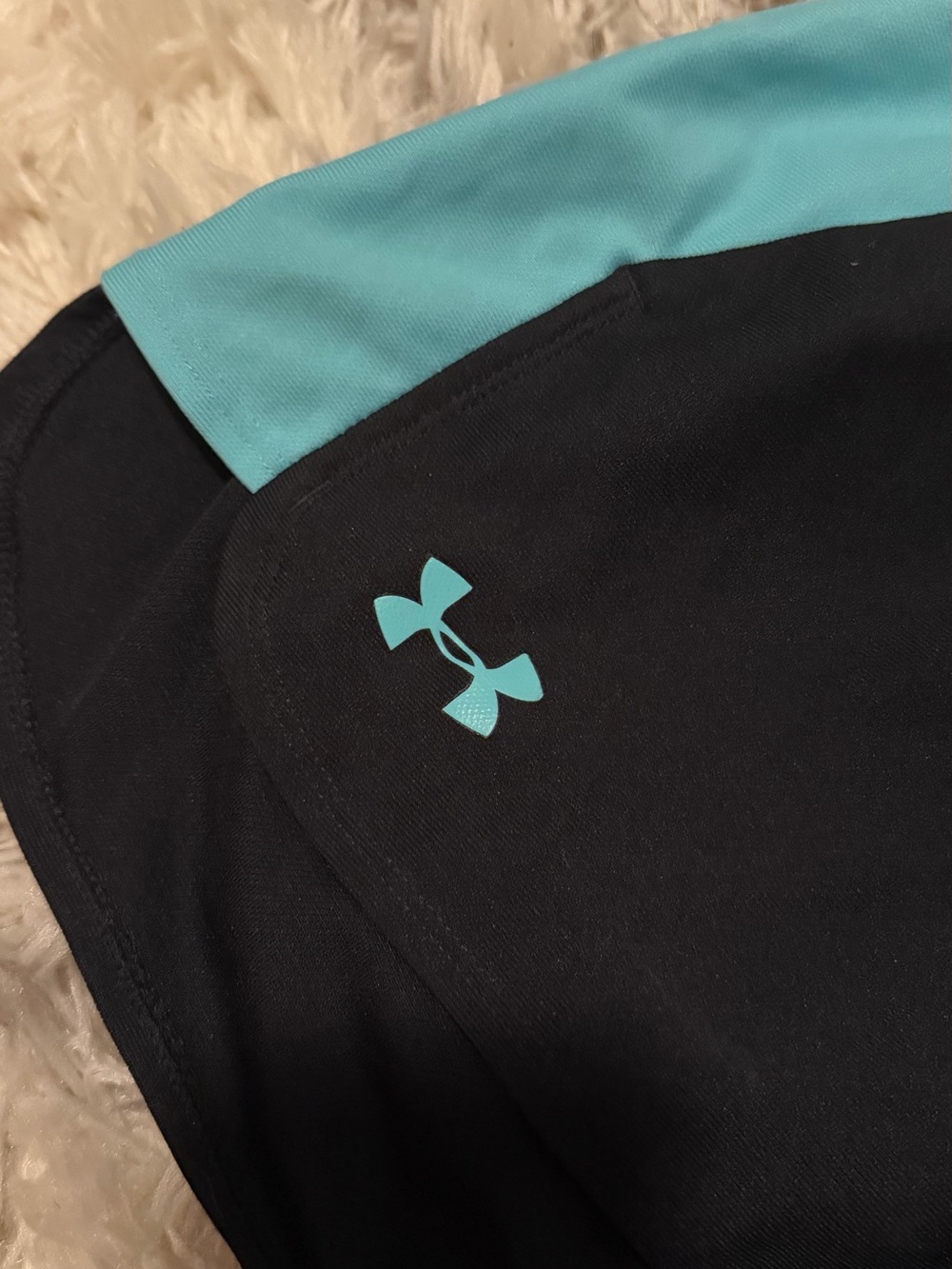 Under Armour Black & Aqua Women's Athletic Running Shorts - Picture 4 of 4
